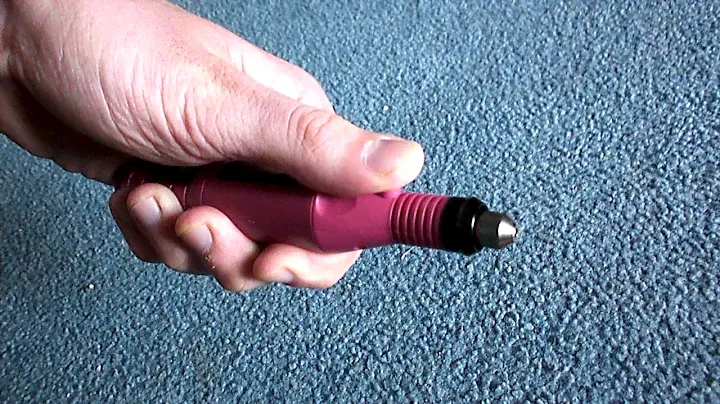 How to put the bit in a nail drill